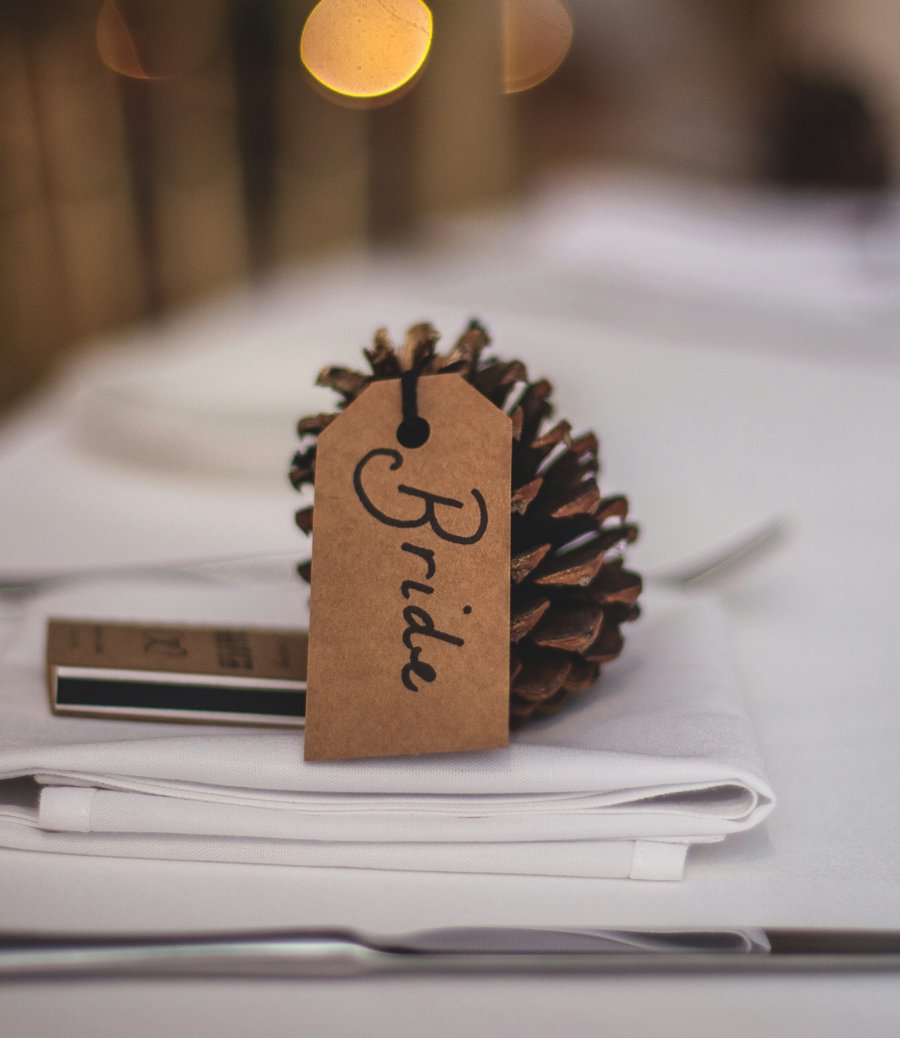 Kraft tag with twine