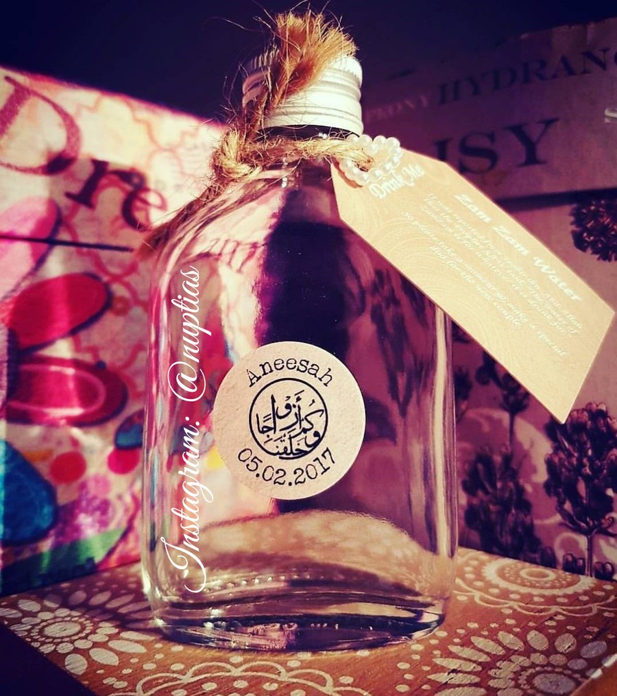 Glass favour bottle